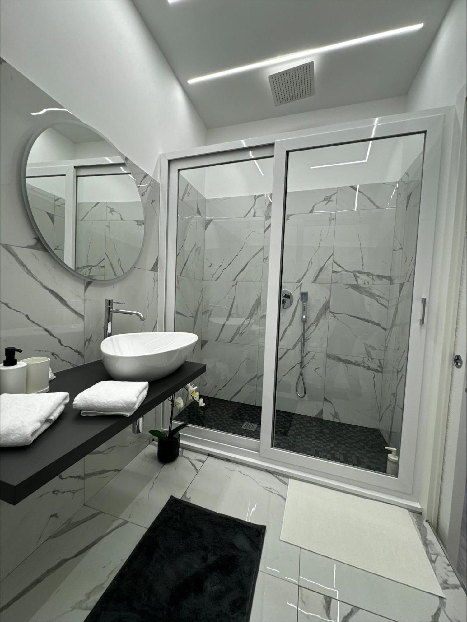 Matthias Luxury House Hotel Catánia Buitenkant foto